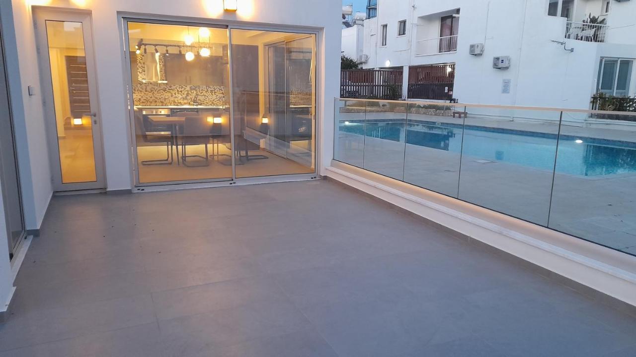 Sky Apartment On The Pool Ajía Nápa Eksteriør bilde