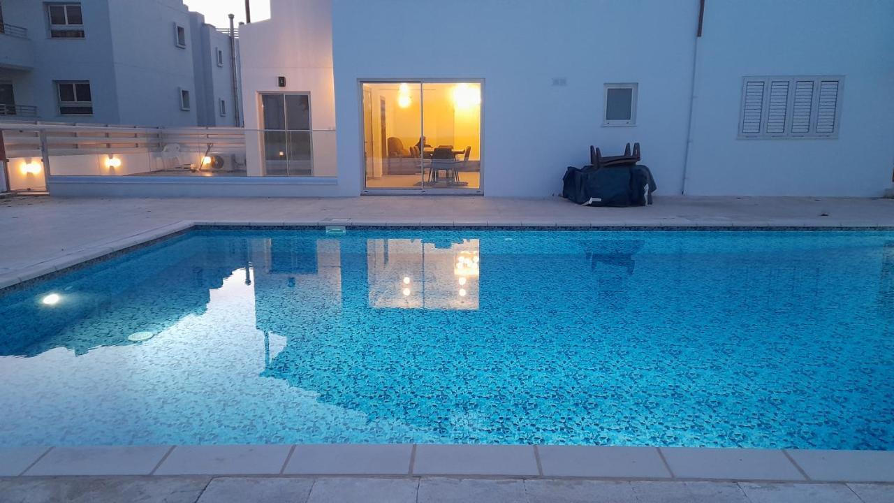 Sky Apartment On The Pool Ajía Nápa Eksteriør bilde